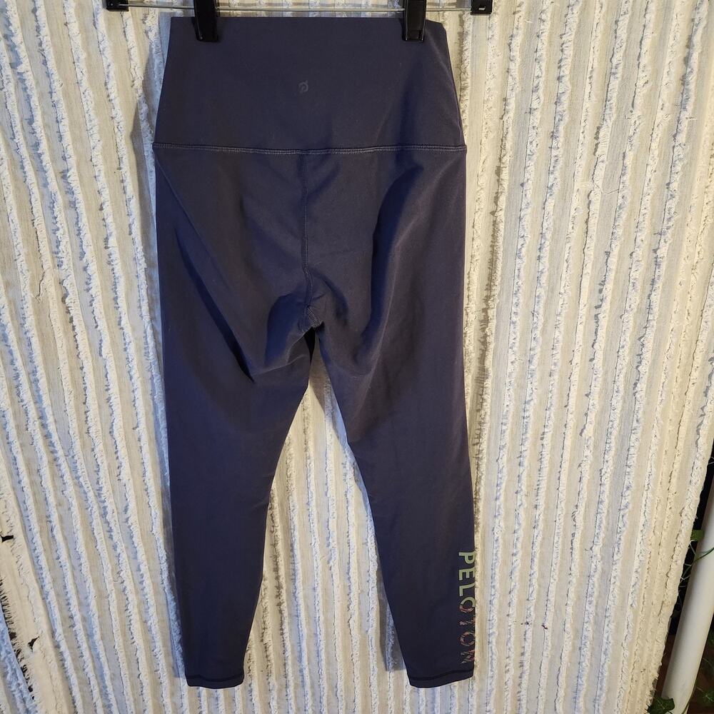 Peloton Sz XS Cadent High-Rise Leggings Dusty Blue Logo Activewear Yoga Fitness